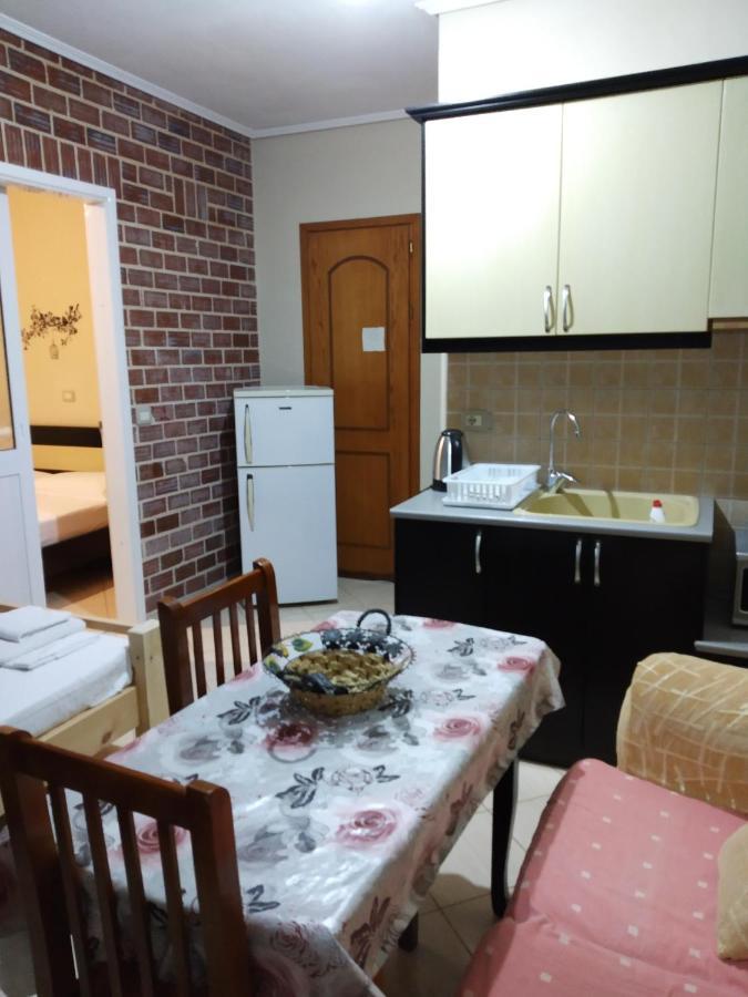 Altin Skrapari Guesthouse Ксаміл Екстер'єр фото