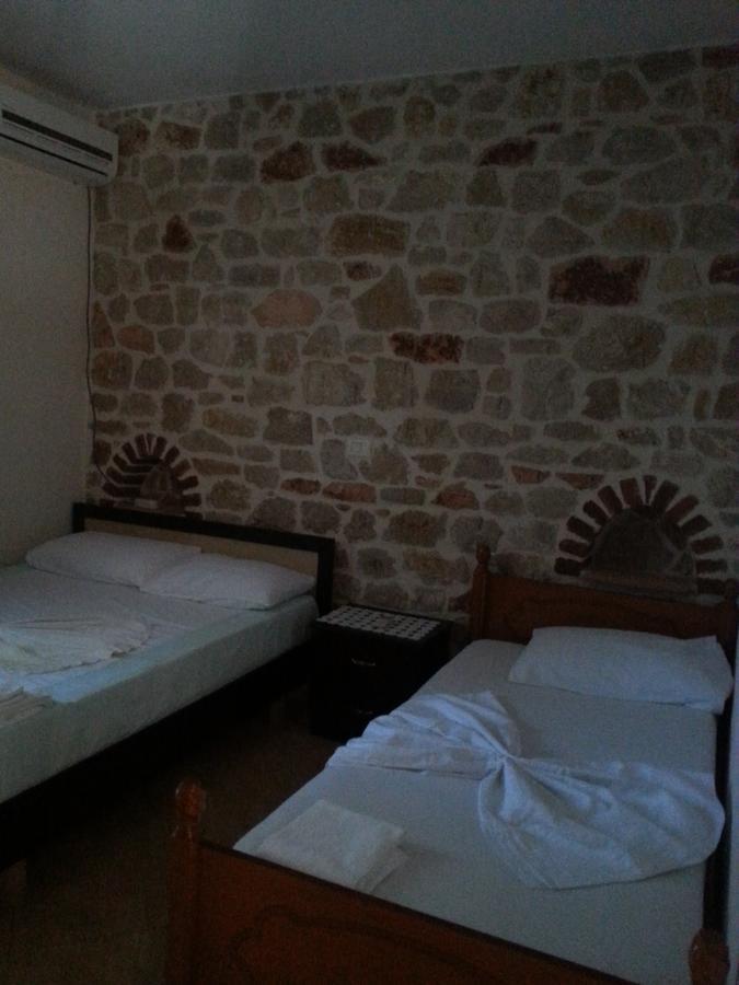 Altin Skrapari Guesthouse Ксаміл Екстер'єр фото